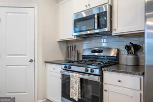 290 Mahone Dr, Lilburn, GA 30047 - Photo 11