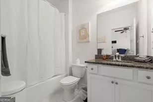 1940 Park Chase Ln NE, Atlanta, GA 30324 - Photo 17