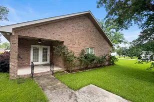 109 Corene Ave, Glennville, GA 30427 - Photo 5