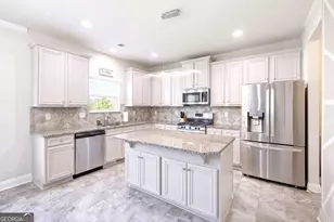 2601 Glenbrook Ln, Conyers, GA 30012 - Photo 9