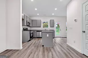 209 Roy Dr, Calhoun, GA 30701 - Photo 5