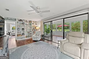 135 Colonial Dr, Saint Simons, GA 31522 - Photo 15