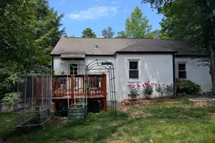 626 N Gordon Circle, Hapeville, GA 30354 - Photo 3