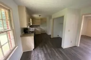 322 Parkway Pl, Monroe, GA 30655 - Photo 3