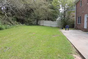 6336 Phillips Pl, Lithonia, GA 30058 - Photo 3