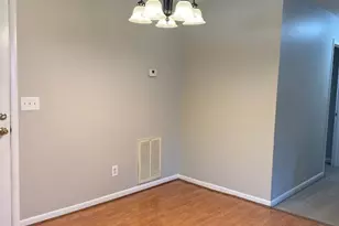 137 Royal Cir, Kingsland, GA 31548 - Photo 5