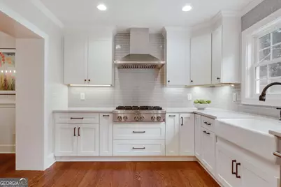 495 Woodlawn Avenue, Athens, GA 30606 - Photo 9