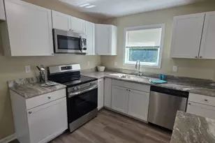 70 Charlotte Dr, Statham, GA 30666 - Photo 3