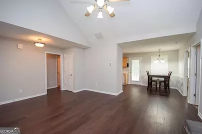 10 Walton Woods Court, Newnan, GA 30263 - Photo 7
