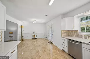 135 Creekview Dr, Newnan, GA 30263 - Photo 23