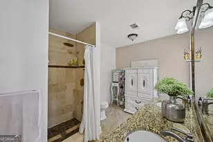 135 Creekview Dr, Newnan, GA 30263 - Photo 31