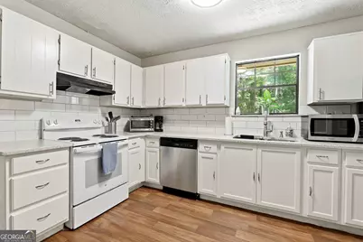110 Clydesdale Road, Peachtree City, GA 30269 - Photo 11
