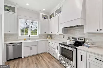311 Peachtree Street, Saint Simons, GA 31522 - Photo 11