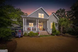311 Peachtree St, Saint Simons, GA 31522 - Photo 1