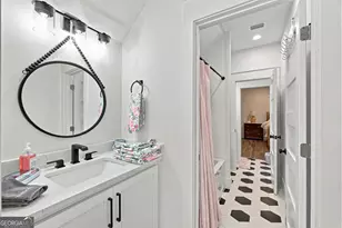 311 Peachtree St, Saint Simons, GA 31522 - Photo 37