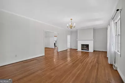 365 W Johnston Street, Forsyth, GA 31029 - Photo 5