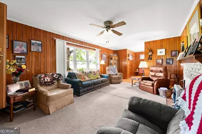 130 Washington Street, Tignall, GA 30668 - Photo 7