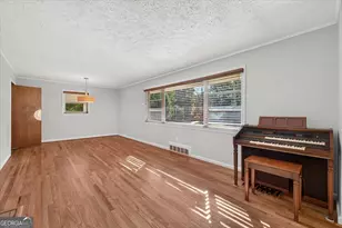 437 Pine St, Madison, GA 30650 - Photo 27