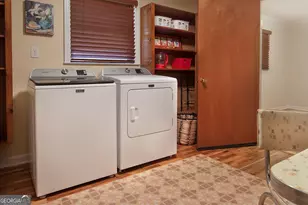 437 Pine St, Madison, GA 30650 - Photo 25