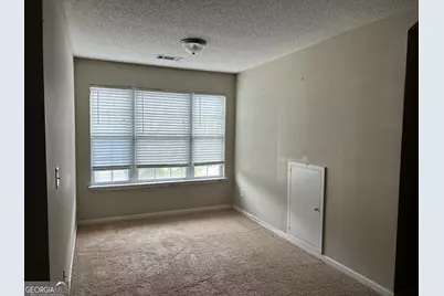 117 Meadow Court, Fairburn, GA 30213 - Photo 9