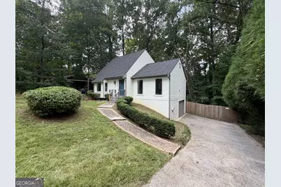 1394 Natchez Trace SW, Marietta, GA 30008 - Photo 17