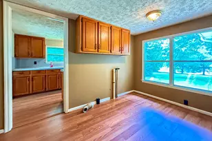 4925 Union Church Rd, Flowery Branch, GA 30542 - Photo 7