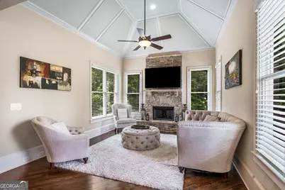 6552 Long Acres Drive, Sandy Springs, GA 30328 - Photo 27