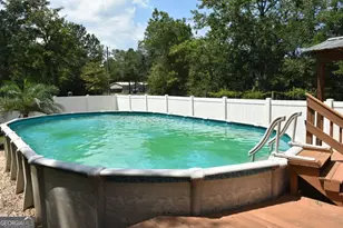 1438 Fannie Head Rd, Jesup, GA 31545 - Photo 5