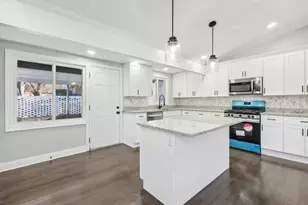 2592 Baker Rd NW, Atlanta, GA 30318 - Photo 7