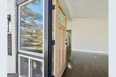 2592 Baker Road NW, Atlanta, GA 30318 - Photo 3