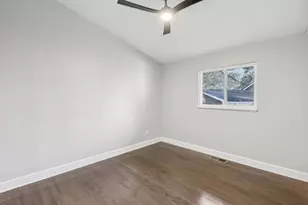 2592 Baker Rd NW, Atlanta, GA 30318 - Photo 13