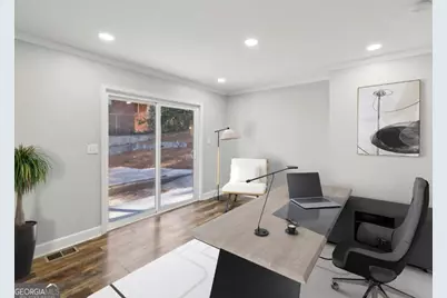 2592 Baker Road NW, Atlanta, GA 30318 - Photo 17
