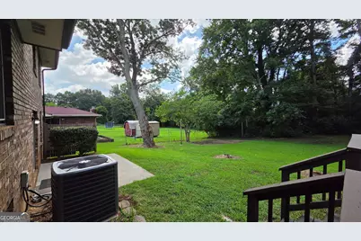 715 Barnesdale Drive, Jonesboro, GA 30236 - Photo 15