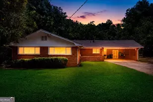 2733 Neptune Pl, Decatur, GA 30034 - Photo 1