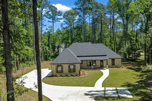2043 Fischer Rd, Sharpsburg, GA 30277 - Photo 5