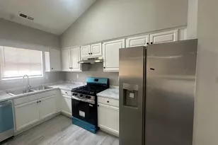 1266 Crestridge Ln, Riverdale, GA 30296 - Photo 7