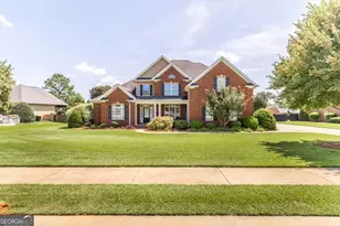 203 Avondale Cir, Warner Robins, GA 31088 - Photo 1