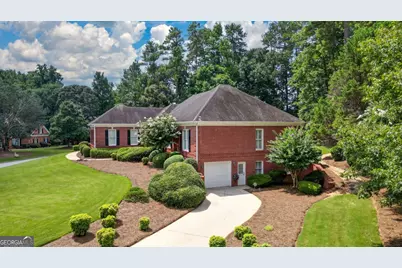 2691 Wellington Way SE, Conyers, GA 30013 - Photo 3