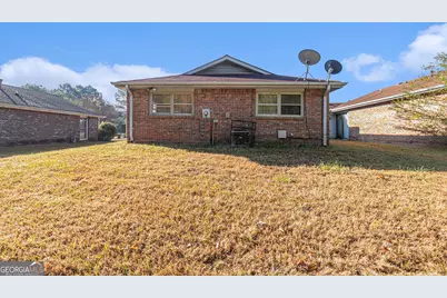 1609 Riverside Trail NE, Conyers, GA 30013 - Photo 15