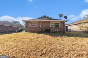 1609 Riverside Trail NE, Conyers, GA 30013 - Photo 15