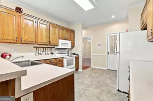 250 Brittany Chase, Fayetteville, GA 30214 - Photo 17