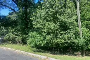 222 Oakdale Rd, Milledgeville, GA 31061 - Photo 1