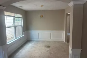 9433 Lakeview Rd, Union City, GA 30291 - Photo 9