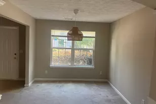 9433 Lakeview Rd, Union City, GA 30291 - Photo 7