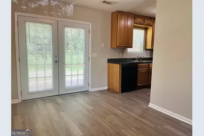 601 Wilburn Avenue #C, Lagrange, GA 30240 - Photo 7
