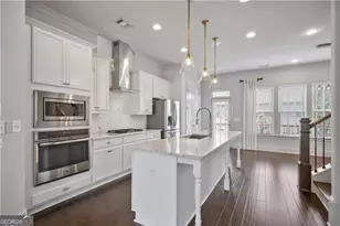 2142 Coventry Dr, Atlanta, GA 30319 - Photo 5