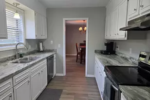 1322 Woodlawn Cir, Vidalia, GA 30474 - Photo 19