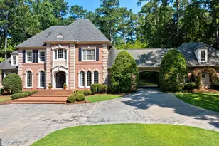 104 Clubview Dr, Lagrange, GA 30240 - Photo 5
