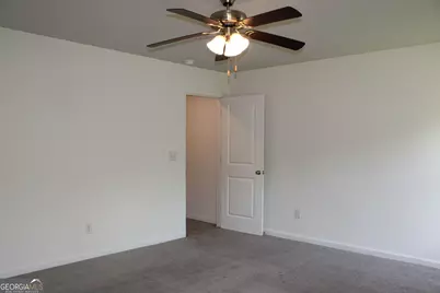 9220 Golfview Circle, Covington, GA 30014 - Photo 11