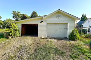 207 College St, Hogansville, GA 30230 - Photo 39